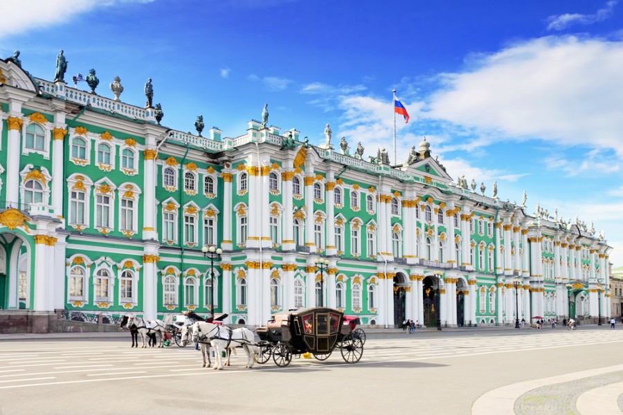 Le palais de saint petersbourg : un joyau russe à ne pas manquer