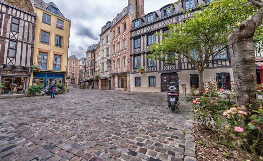 Quels sont les meilleurs itinéraires pour visiter Rouen à pied ?